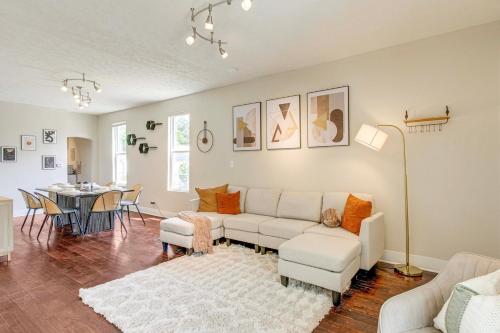 Photo de la galerie de l'établissement Quiet & Spacious Home Near Downtown, à Columbus