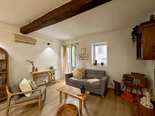 L’écusson voyageur, charme cosy en centre ville