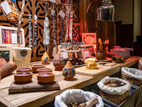 Menjar a l'hotel o a prop