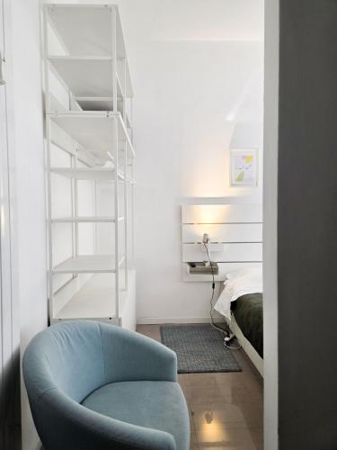 Radiant Home by the Aqueducts, Rome