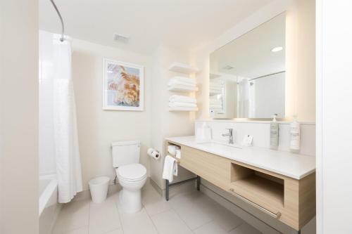 Koupelna v ubytování Hampton By Hilton Saint Thomas