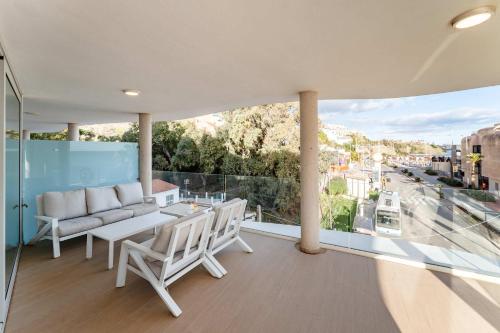 THE WAVE vistas al mar y parking privado by Sunny Residences