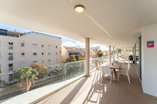 THE WAVE vistas al mar y parking privado by Sunny Residences
