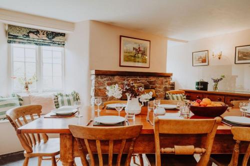 Et opholdsområde på Efford House by Group Retreats