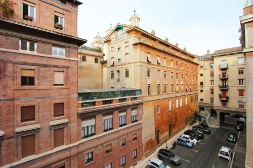Roma Centro - Tra Pantheon & Trastevere