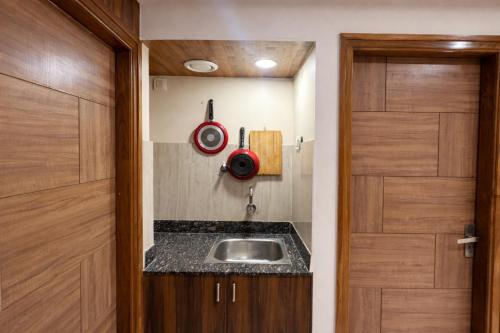 Nhà bếp/bếp nhỏ tại Nova Regency