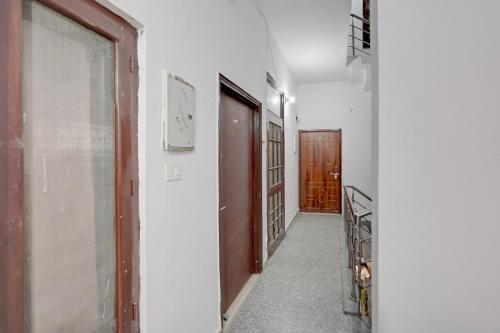 Ảnh trong thư viện ảnh của FabHotel Tree view Residency ở Lucknow