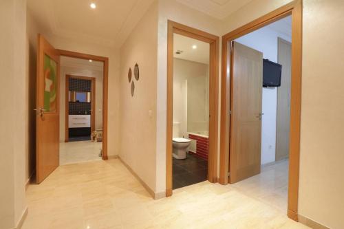 Phòng tắm tại The Carthage Garden Nest, cozy S 20