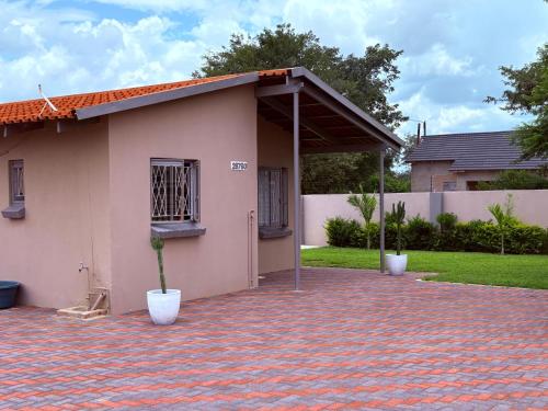 Tòa nhà nơi căn hộ tọa lạc