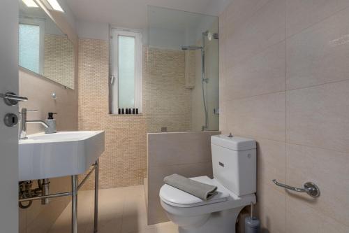 Coastal Serenity - Glyfada Central - Lampraki 6 by K&M
