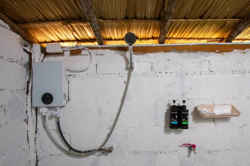 Et badeværelse på Panpurie Koh Lanta Resort - 2-Minute Walk to the Beach