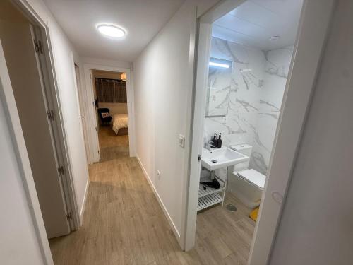 Et badeværelse på Nice and central apartment in Fuengirola