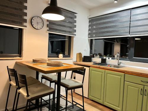 Køkken eller tekøkken på Chalet Pahulja