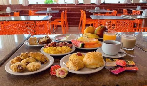 Mad på hotellet eller i nærheden