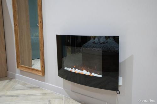 Ảnh trong thư viện ảnh của L'Obsidienne - Sauna & Spa Suite - Parking, Train Station ở Thorigny-sur-Marne