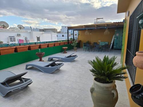 Balkón nebo terasa v ubytování Charming 2-Bedroom Apartment in the Heart of Sousse