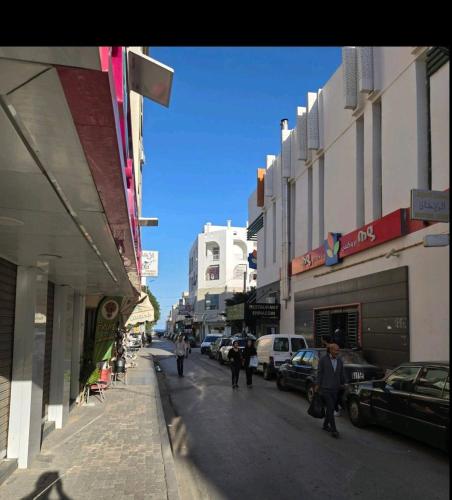 Cozy 1-Bedroom Apartment in Sousse with Outdoor Kitchen and Balcony