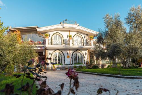 Bujtina e Diellit Boutique Villa