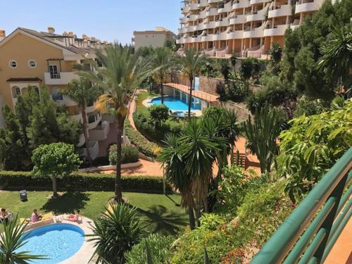Puerto Banus Marbella stor lyxig duplex med garageplats