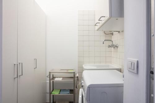 Garibaldi Apt-Milan Moscova District-Cozy&Central photo 22