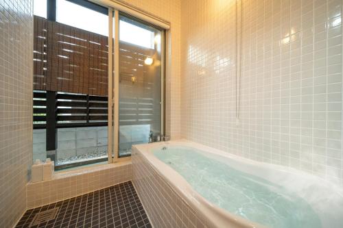 Et badeværelse på Villa wRw