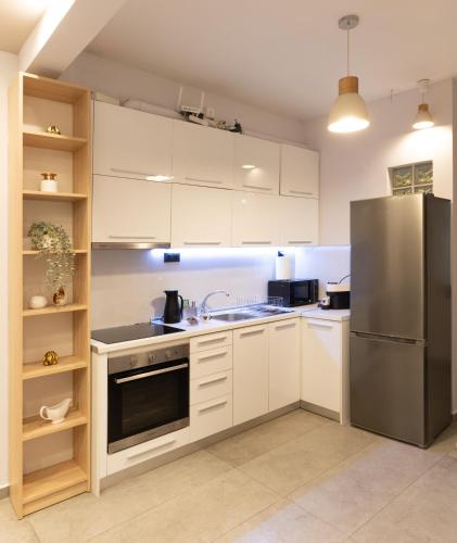 Modern Apartment In The Heart Of Thessaloniki