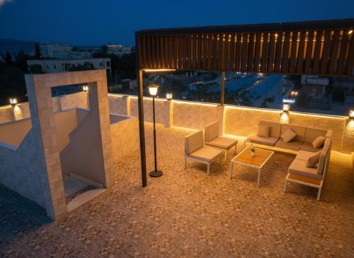 Et opholdsområde på Cozy Rooftop by the Pyramids