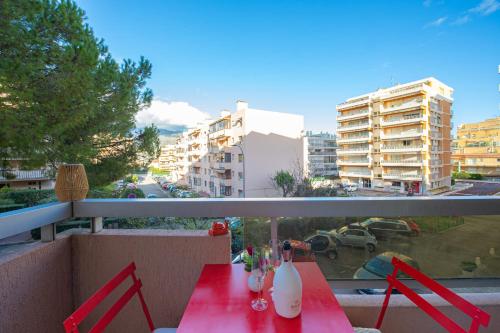 Chic studio près de la plage - climatisé