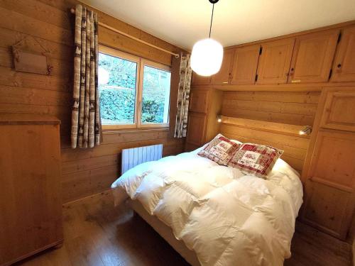 Appartement cosy 3 pièces, cheminée, garage, WIFI, Méribel - FR-1-411-185