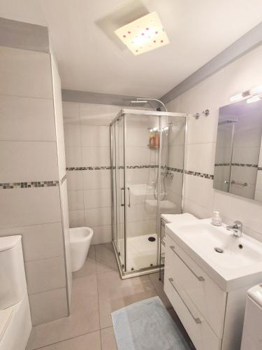 ห้องน้ำของ Chez Luisa Apartment