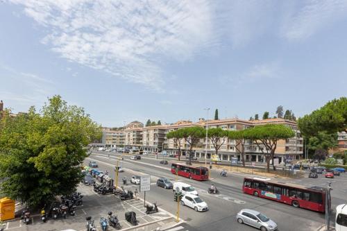 Vatican Luxury Flat 3 Suites with Kitchen