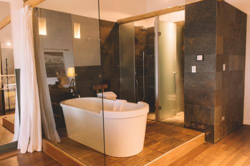 Koupelna v ubytování Titilaka by Andean