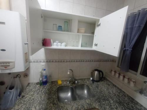 Kuchyň nebo kuchyňský kout v ubytování Apartment Area - Plaza Colón - Casino - Mar del Plata