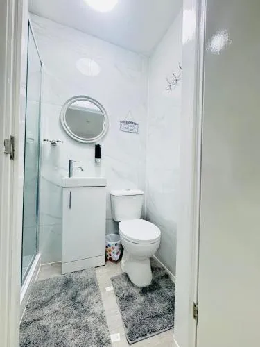 Letza House - Private En-Suite Rooms near Cardiff City Centre photo 143