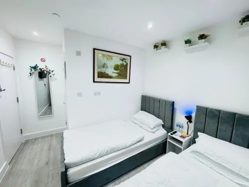 Letza House - Private En-Suite Rooms near Cardiff City Centre photo 93