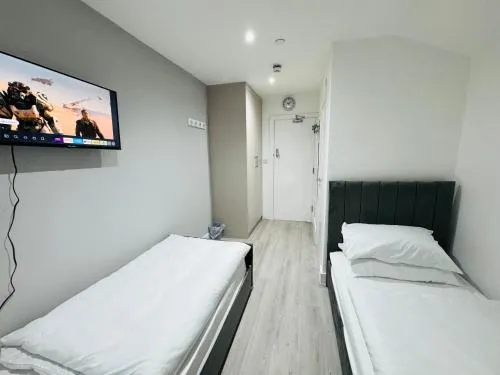 Letza House - Private En-Suite Rooms near Cardiff City Centre photo 8