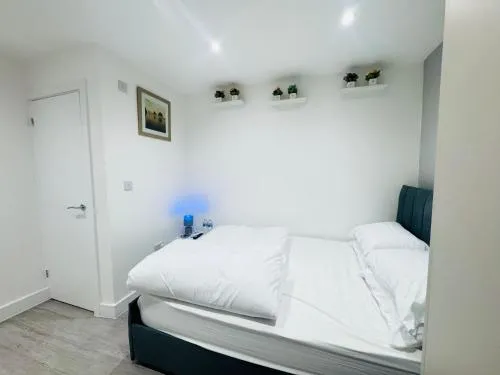 Letza House - Private En-Suite Rooms near Cardiff City Centre photo 113