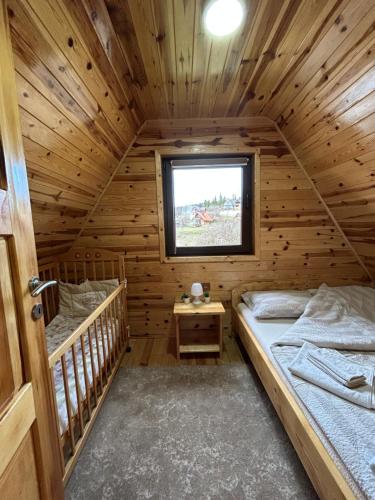 En eller flere senge i et værelse på brvnare in