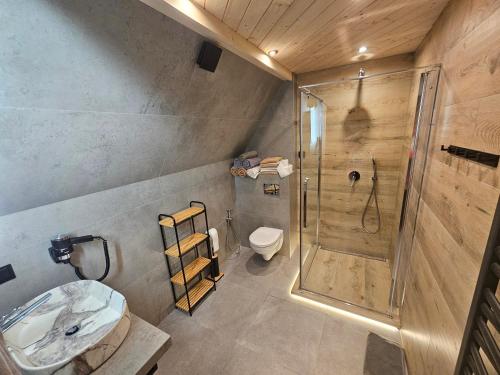 Et badeværelse på Apartamenty SKUPNIOWY UPŁAZ