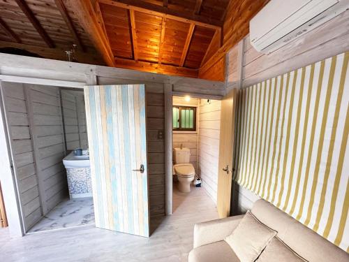 Et badeværelse på Tiny Camp House Kurage - Vacation STAY 65999v