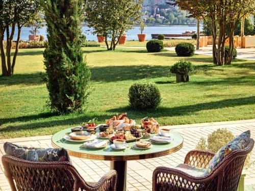 En have udenfor Aliée Istanbul - A Paris Society Collection Hotel