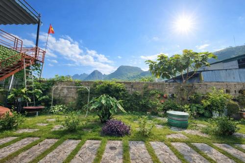 En generel udsigt til bjerge eller udsigt til bjerge taget fra hotellet