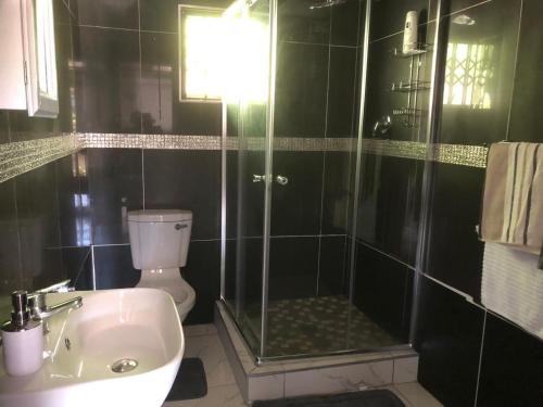 Et badeværelse på Bonnie Guest house