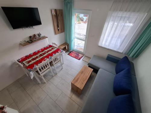 Et tv og/eller underholdning på Apartmány nad Tajovom