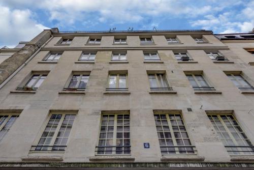 ID 258 - République, rue des Fontaines du Temple
