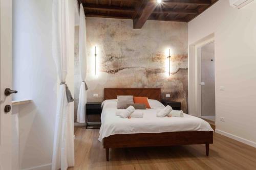 Laurina House