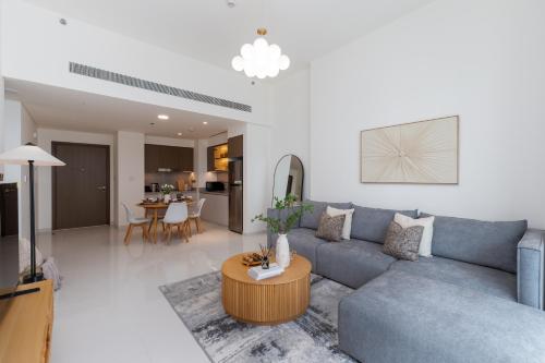 Grand Bleu 1, Emaar Beachfront - Mint Stay