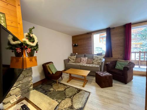 Et opholdsområde på Chalet - Apt 5pax au pied des pistes - parking - skiroom - cheminée - balcons