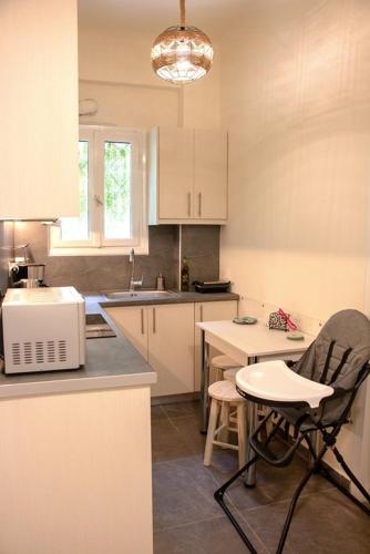 Bright Apt - Quiet - Near Metro - Fast WiFi
