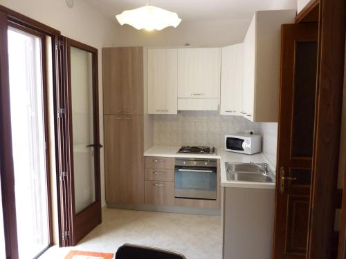 A kitchen or kitchenette at Casa Gianni